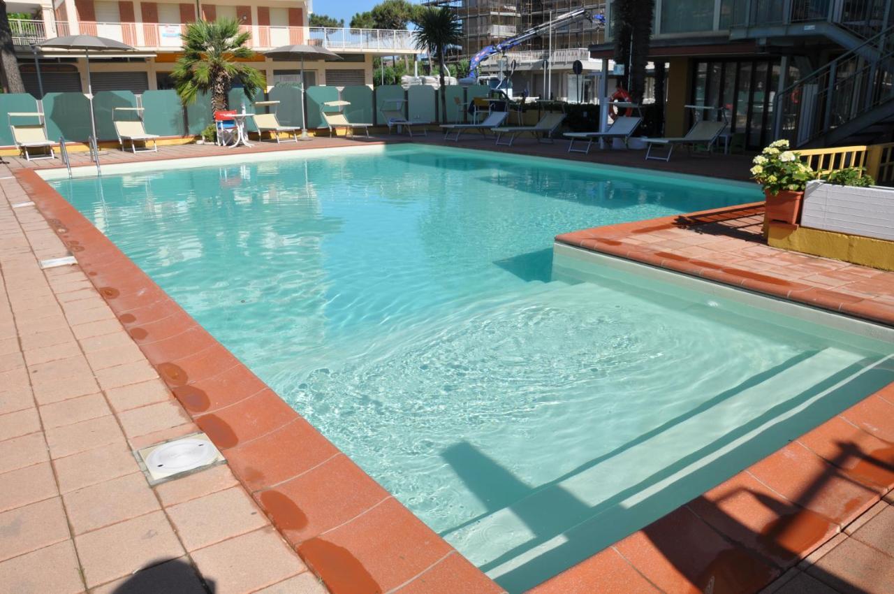 Hotel Reno Lido Di Savio Dış mekan fotoğraf